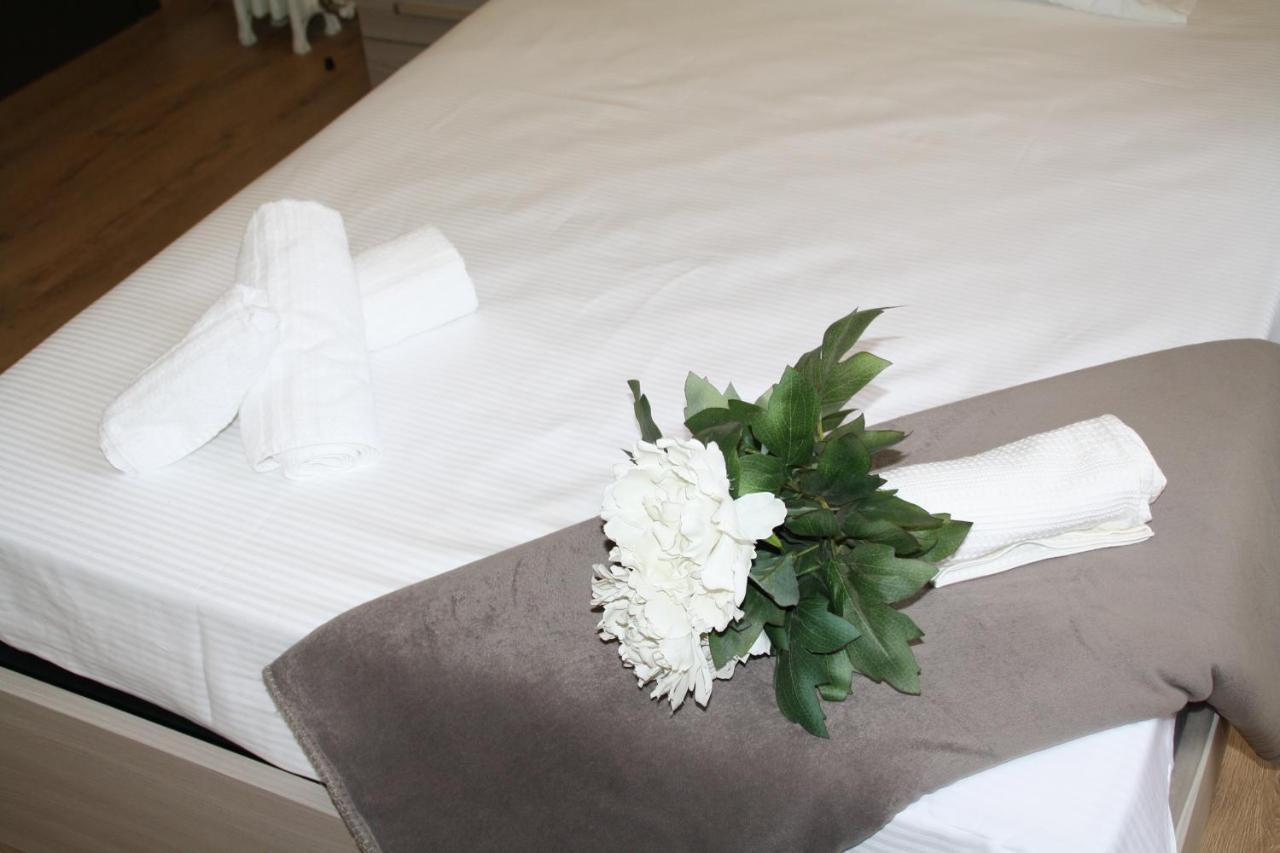 Le Colonne Milano Bed & Breakfast Exterior photo
